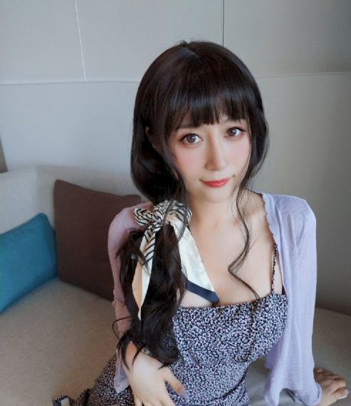 年轻的秘书3在线观看