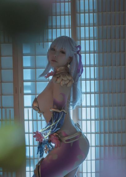 手指挑弄花蒂gl